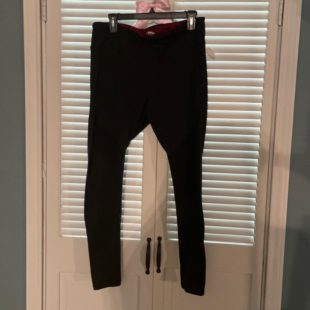 Maurices leggings with mesh cutouts